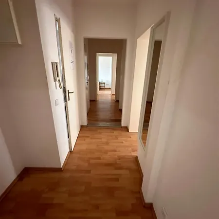 Domum 4 Moderne Ferien- Monteurapartments In Inkl Wlan Und Waschmaschine